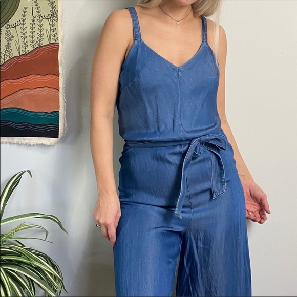 Universal Thread | Chambray Wide-Leg Jumpsuit - Picture 3 of 8